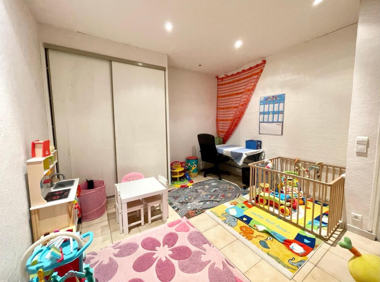 La Casa - Charmante Maison Entre Paris & Disney Noisy-le-Grand Eksteriør bilde